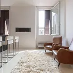 Aura Luxury Property