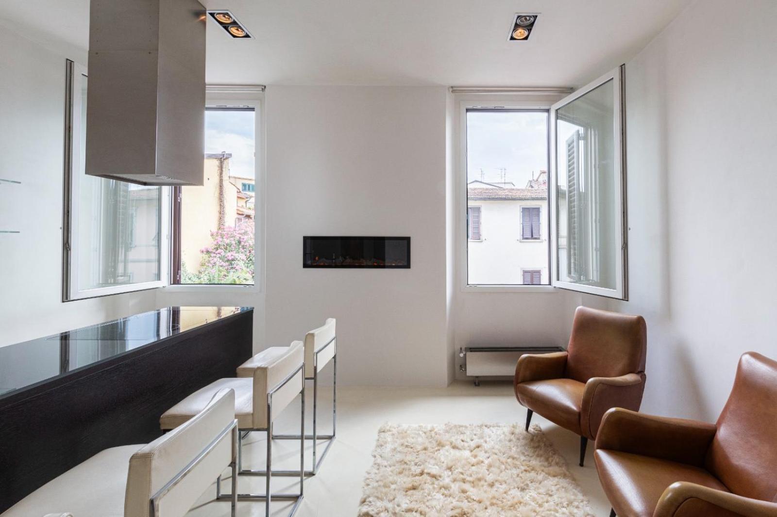 Aura Luxury Property